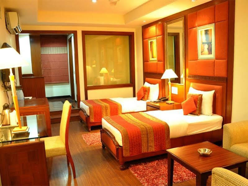 Hotel Jewel Palace New Delhi Exteriör bild